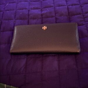 Tory Burch Black Leather Wallet